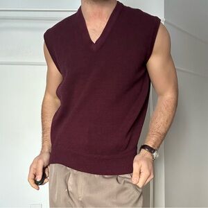 Men's Burgundy Sleeveless Sweater Vest